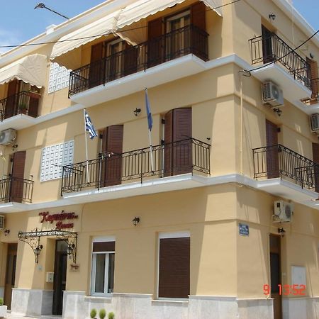 Ενοικιαζόμενα Δωμάτια 'Καμπάνης' Ερμούπολη Εξωτερικό φωτογραφία